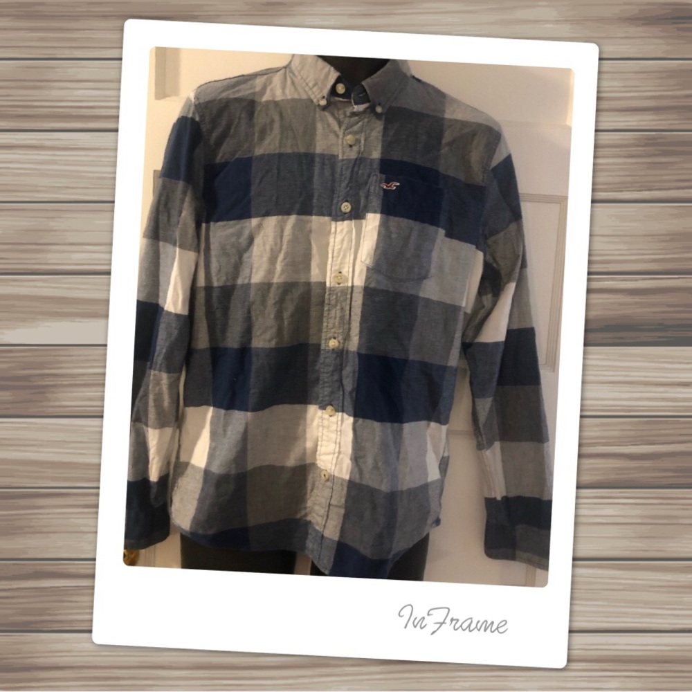 Hollister Stretch Large Plaid Button Up